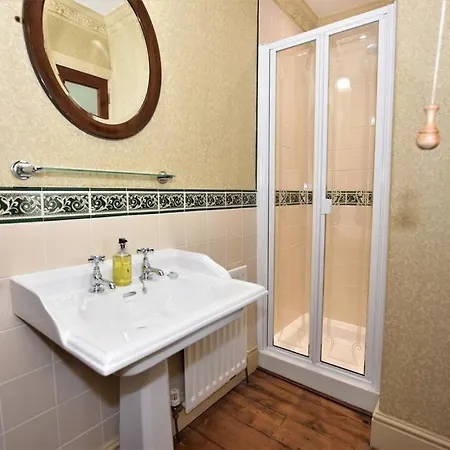 Pomona Bed & Breakfast