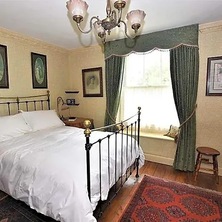 Bed & Breakfast Pomona