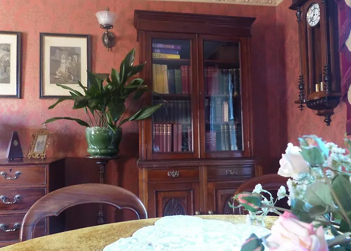 Pomona Bed & Breakfast